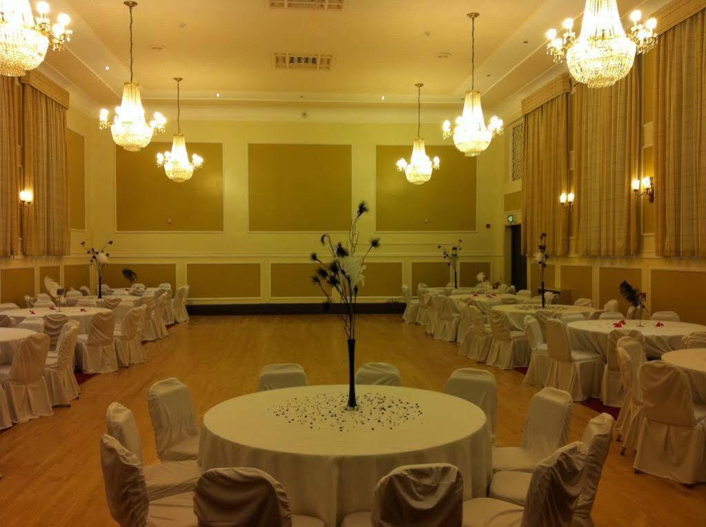 George Hotel, Burslem, Hotel 2*